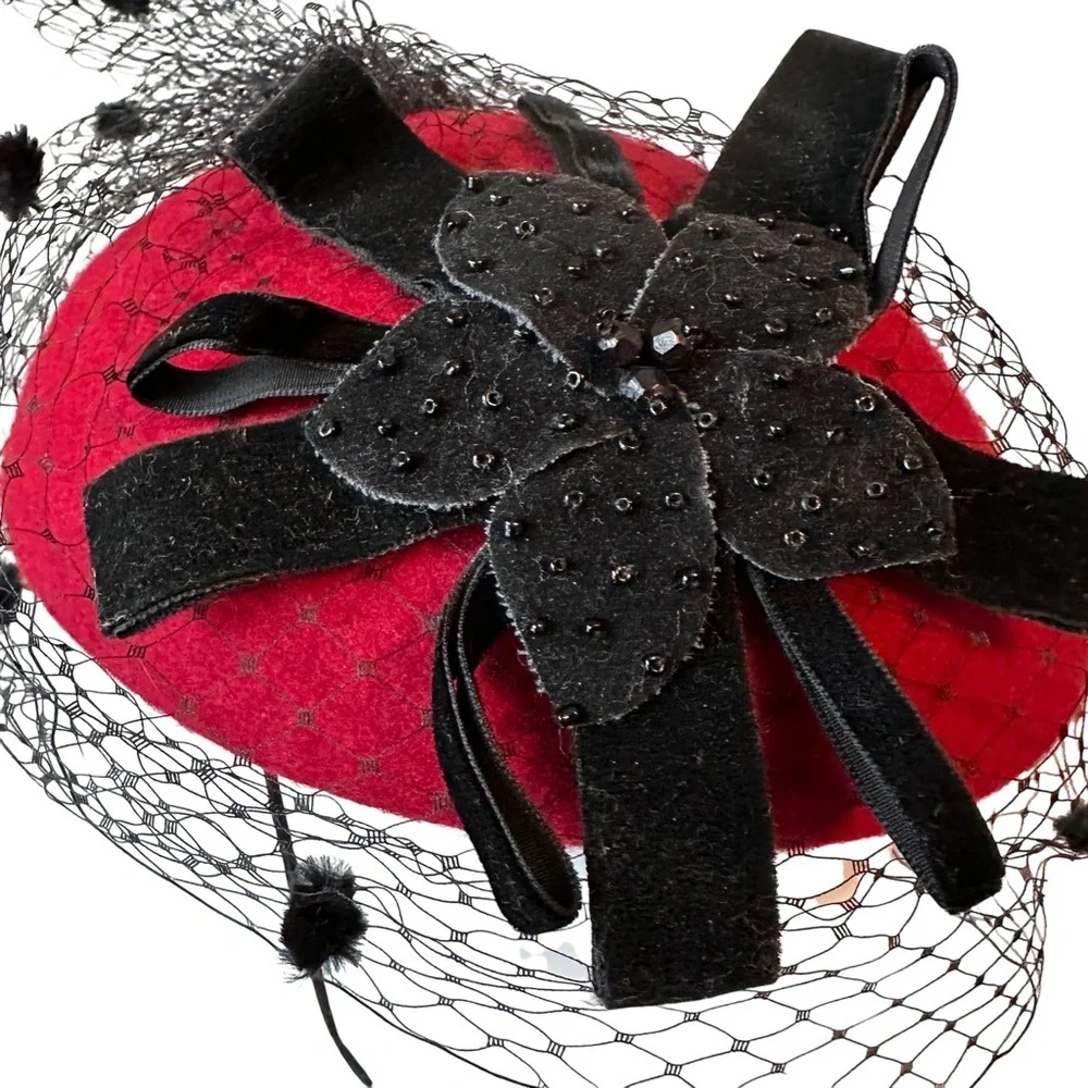 Elegant Red Fascinator with Black Accents